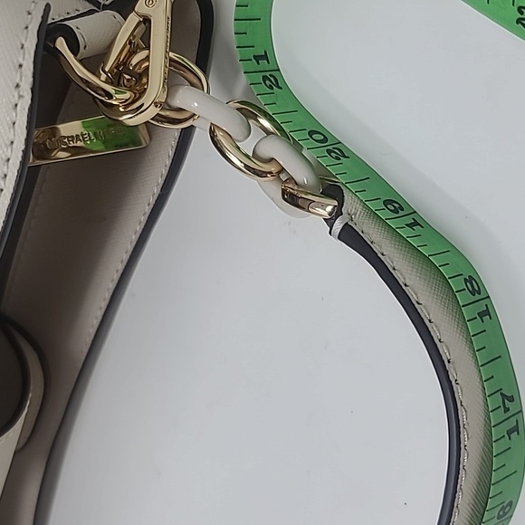 MICHAEL KORS Purse Cream Textured Leather Shoulder Bag with Gold Hardware - Picture 12 of 12